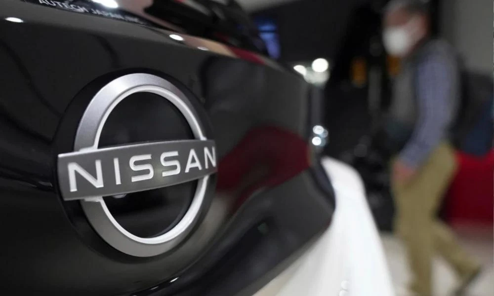 Η Nissan "βουλιάζει" και τα στελέχη της ξεκίνησαν να εγκαταλείπουν το καράβι